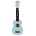 Sopránové ukulele s 12 pražci, otevřenými kytarovými mechanikami v modrém provedení, cenově dostupné. Orientační tečky na 5., 7. a 10. pražci.